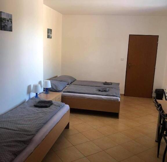 スタンダード4人部屋, Penzion Adamčík