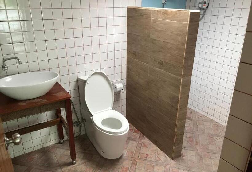 Бунгало Стандарт, Sangkaset Resort