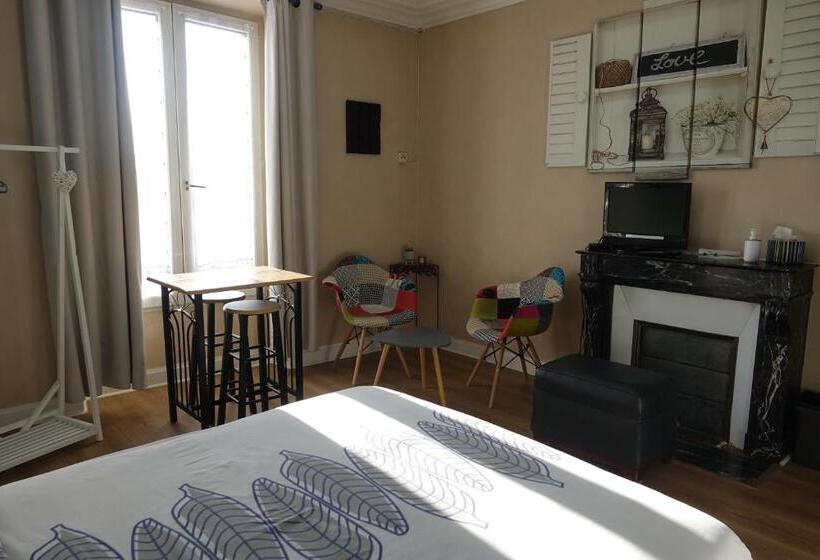 Номер Стандарт, Chambres D Hôtes Les Magnolias