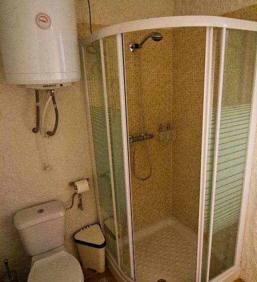 غرفة قياسية, Cueva Pura Vida