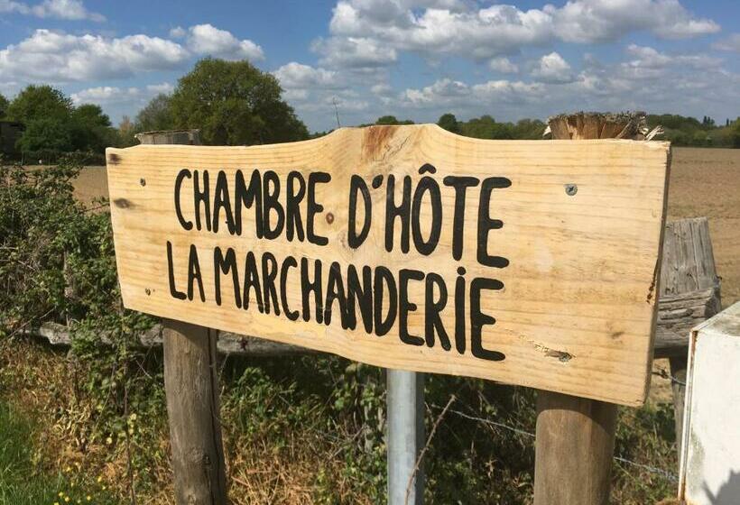 Студио Стандарт Вид на Сад, La Marchanderie
