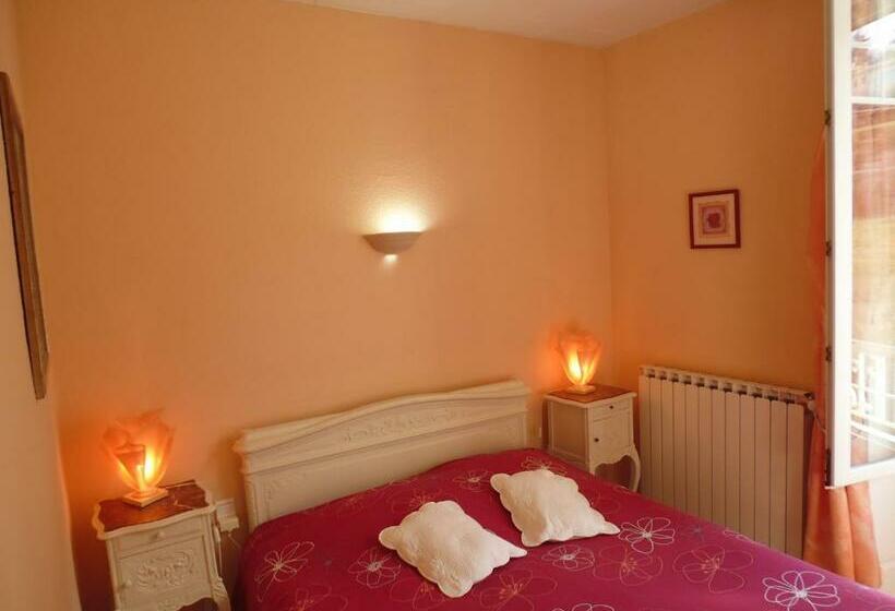 스위트, La Renardière