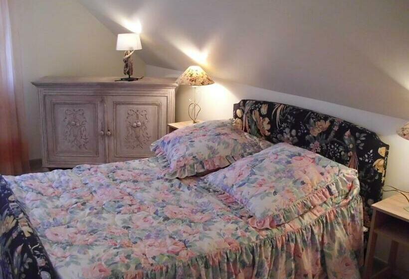 חדר משפחתי, La Source D Argammet