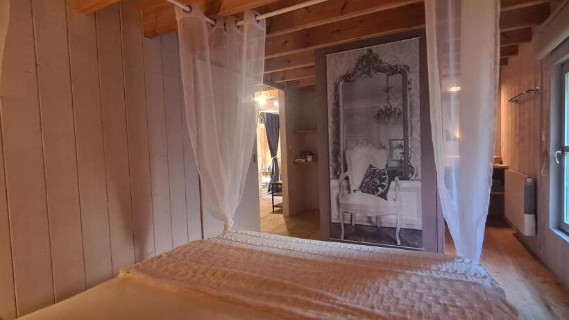 غرفة أساسية, Lariviere