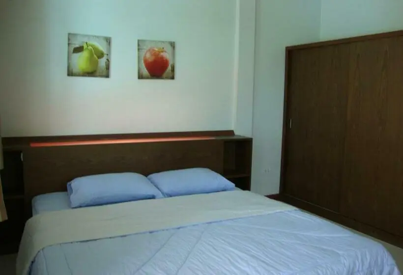 Standard-huone Puutarhanäkymä, Nuch S Apple Guest House