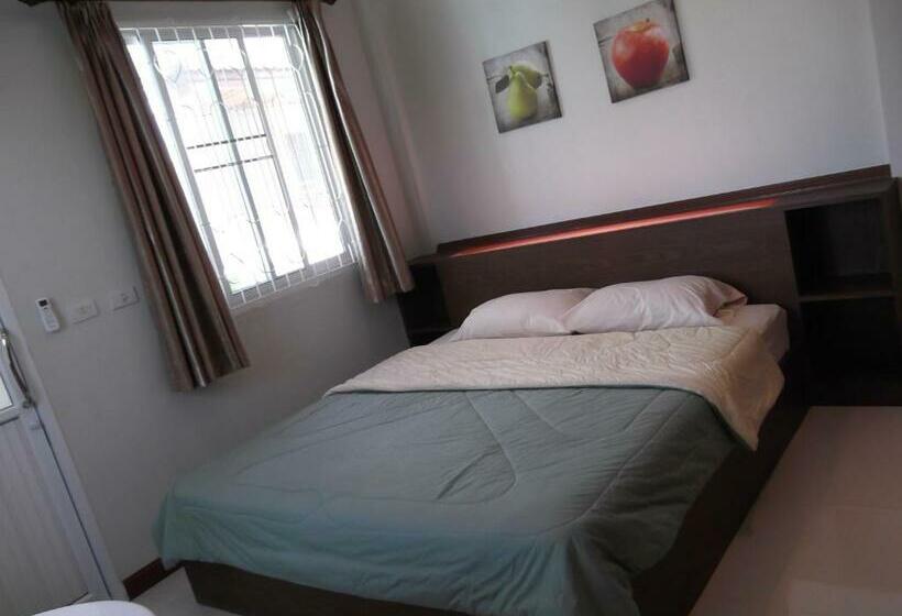 Quarto standart vista jardim, Nuch S Apple Guest House