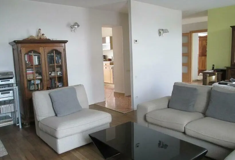 バス共有のスタンダードルーム, Chambre D Hôtes B&b