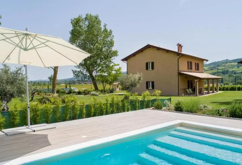 Huoneisto 1 Makuuhuone Allasnäkymä, Agriturismo Querceto