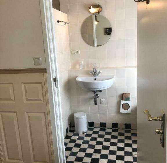 Номер Deluxe, De Horper Wielen