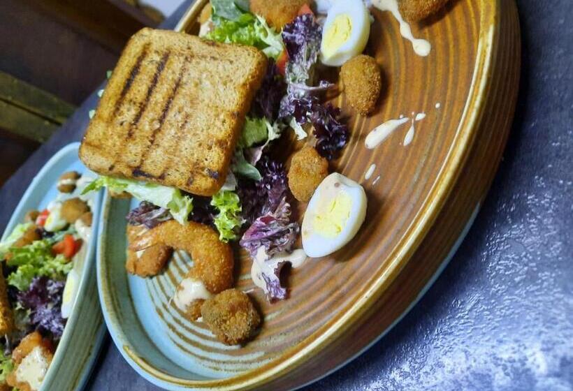 基本三人间, Eventhaus Schamin