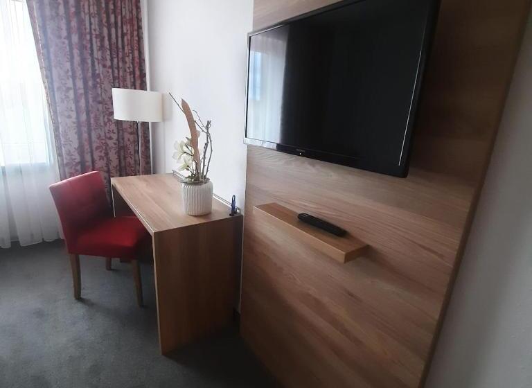 经济房, Eventhaus Schamin