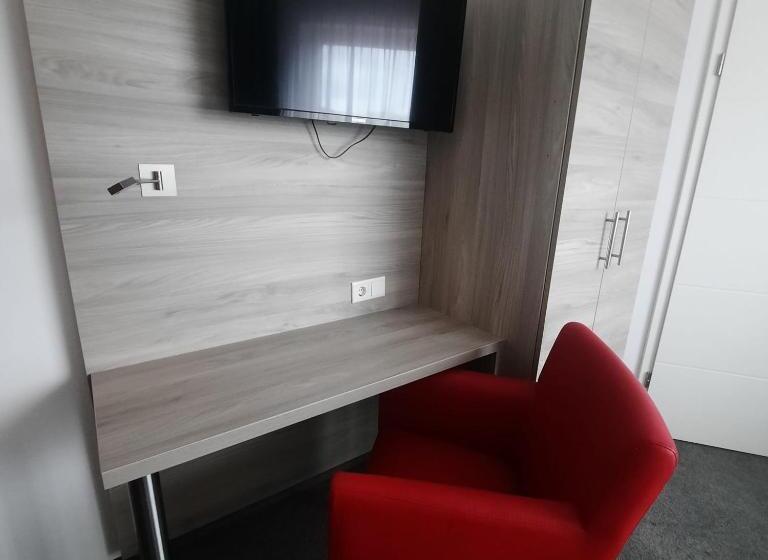 单人经济间, Eventhaus Schamin