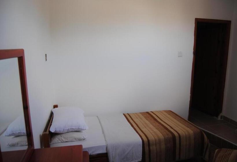 غرفة قياسية فردية, Hisarlık