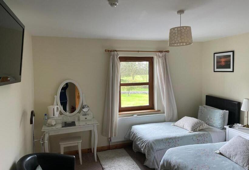 Номер Стандарт, Corrib View Lodge