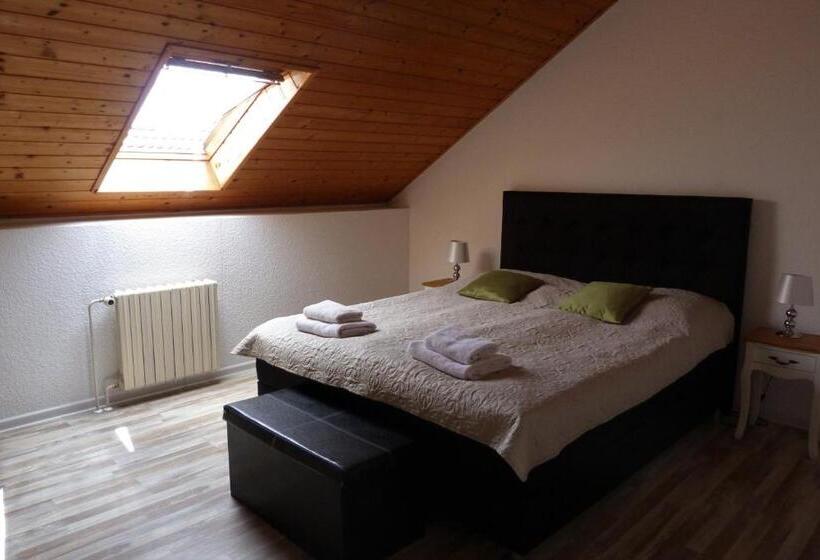 Люкс Повышенной Комфортности, Penzion Stranny