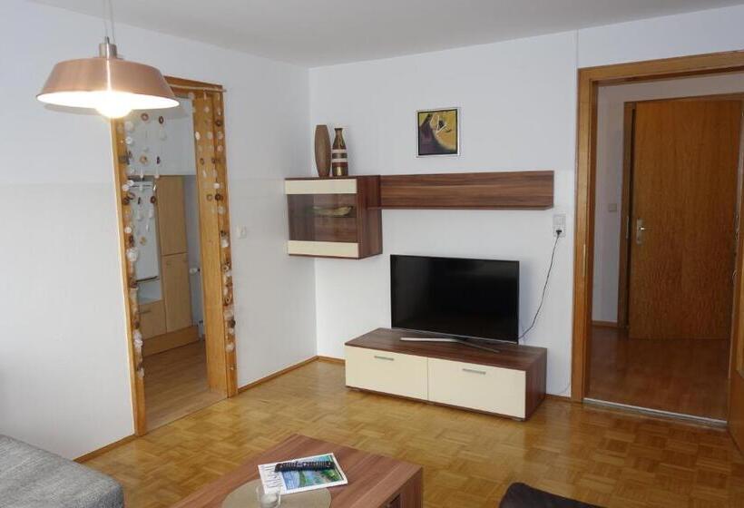 شقة غرفة نوم واحدة مزودة بشُرفة, Wirtshaus Zum Stern