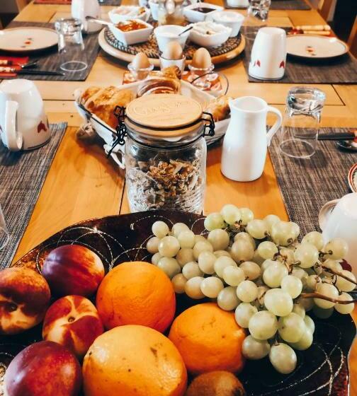 디럭스 룸 킹사이즈 침대, Au Clos Des Templiers