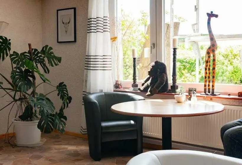 庭の見えるシングルルーム, Landhaus Nauenburg