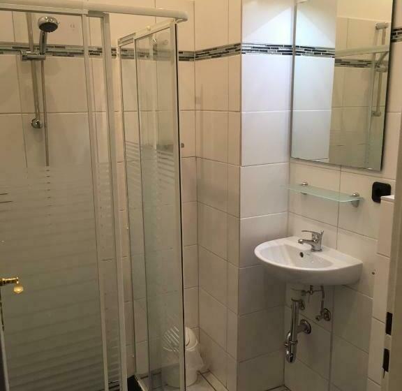 غرفة فردية  مطلة على الحديقة, Landhaus Nauenburg