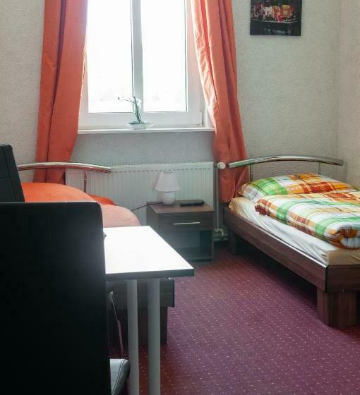 غرفة فردية  مطلة على الحديقة, Landhaus Nauenburg