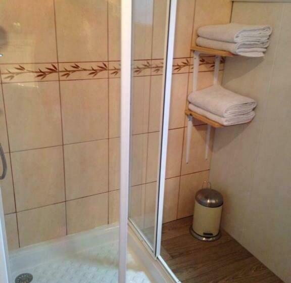 חדר סטנדרט, Le Chant Des Oiseaux