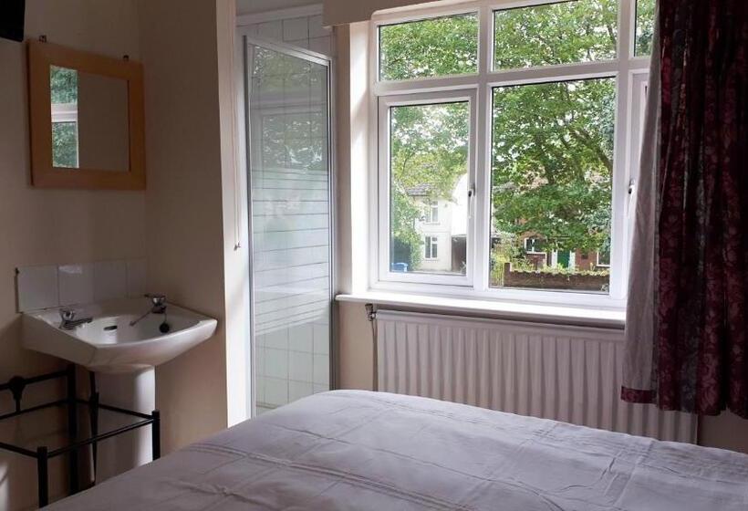 اتاق اکونومی, Orlando S