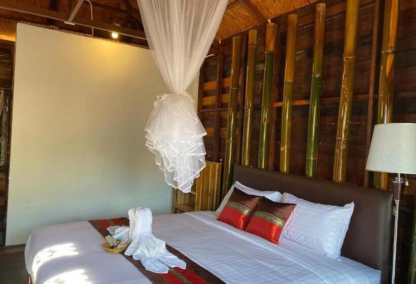 Стандартный Номер Кровать Кинг, Say Love Baan Sapan บอกฮักบ้านสะปัน