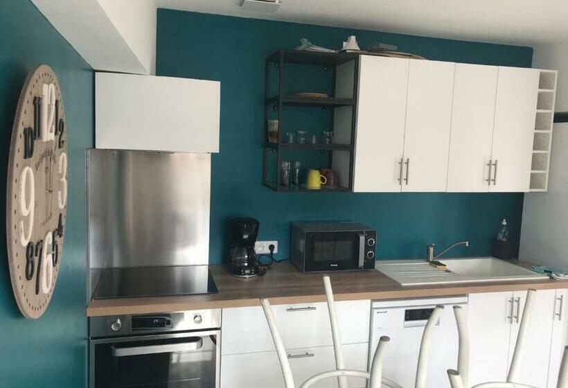 Дом 2 Спальни, La Treille