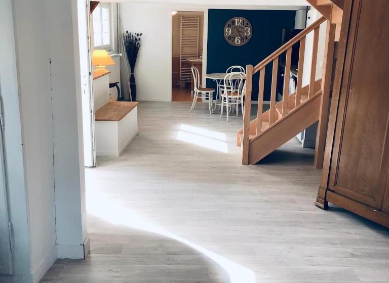 Дом 2 Спальни, La Treille