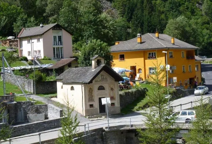 バス共有のスタンダードルーム, Ristobar B&b Al Pont
