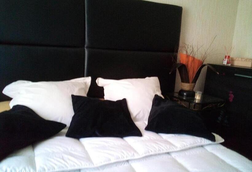 חדר סטנדרט לשלושה, # Prix Travellers Awards 2023 Et 2024 Lac Leman Velos Viarhôna Geneve Annecy