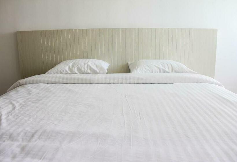 Студия Стандарт, Redliving Apartemen Gunung Putri Square  Sansan Room Tower Pinus