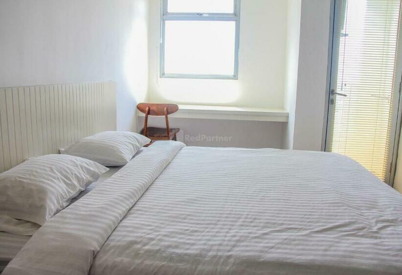 Студия Стандарт, Redliving Apartemen Gunung Putri Square  Sansan Room Tower Pinus