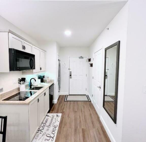 إستوديو قياسى سرير كينج, Mountain Creek Resort At Appalachian Hotel   Pool & Hot Tub