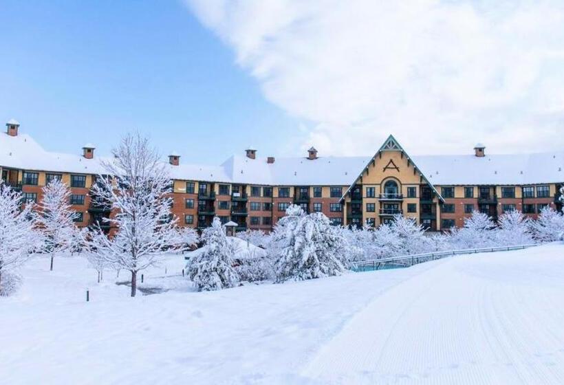 جناح ديلوكس سرير كينج, Mountain Creek Resort At Appalachian Hotel   Pool & Hot Tub