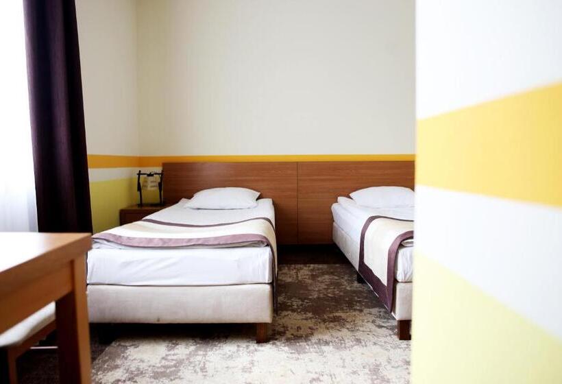 プレミアムシングルルーム, Folklor