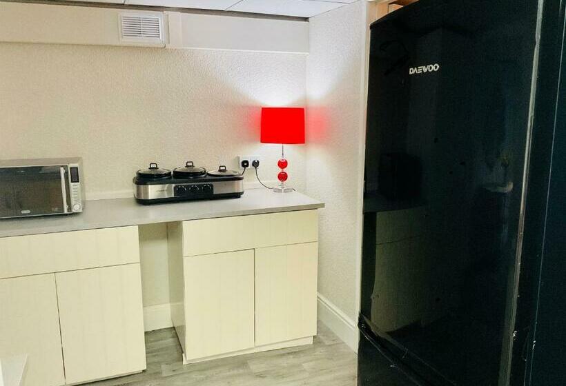 Апартаменты Superior 1 Спальня, Danescourt Lodge