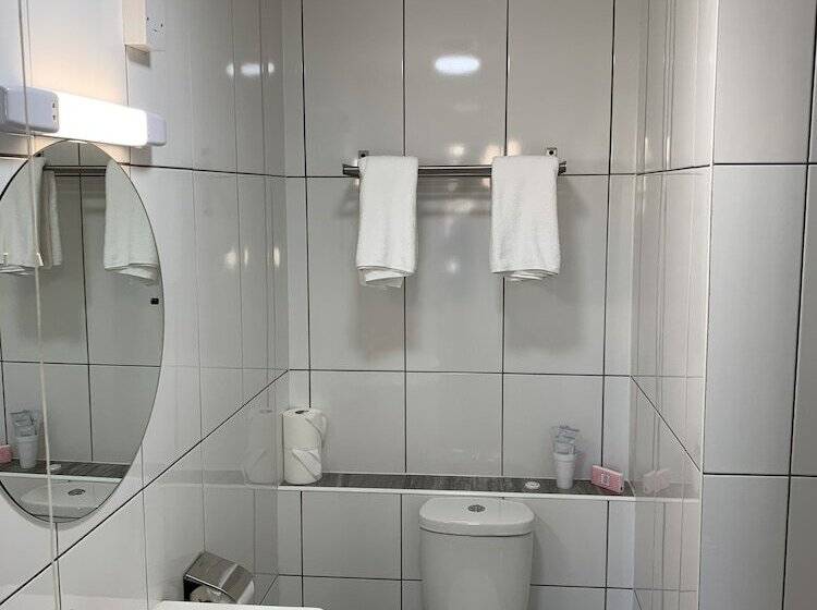 Номер Стандарт, Danescourt Lodge