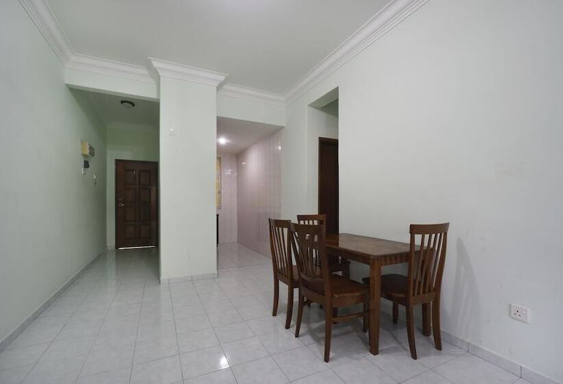 اتاق خانوادگی, Capital O 89484 Teluk Batik Resort