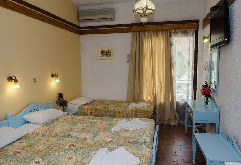 חדר סטנדרט לשלושה, Alkion