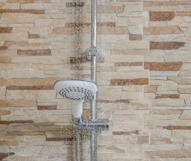 חדר סטנדרט לארבעה, Alkion