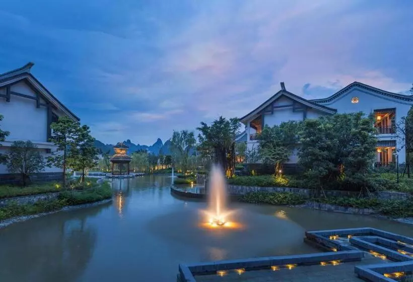 キングサイズベッドのスイートルーム, Banyan Tree Yangshuo