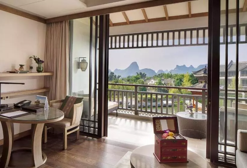 キングサイズベッドのスイートルーム, Banyan Tree Yangshuo