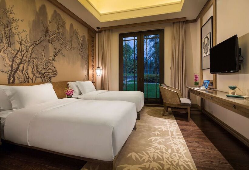 Вилла 2 Спальни, Banyan Tree Yangshuo