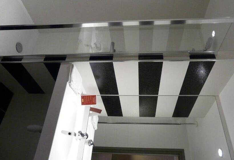 Standardeinzelzimmer, Brit Hotel Confort Saint Dizier