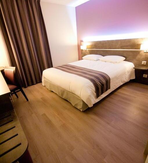 Номер Стандарт, Brit Hotel Confort Saint Dizier