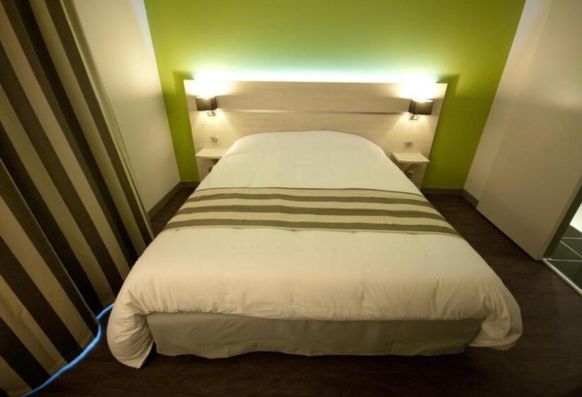 Номер Стандарт, Brit Hotel Confort Saint Dizier