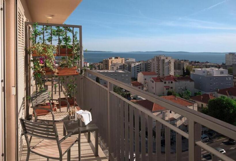 Люкс Executive Вид на Море, Dioklecijan Hotel & Residence