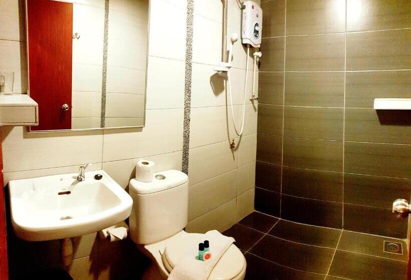 Номер Deluxe, Golden Court