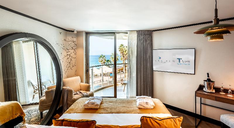 غرفة قياسية, Harringtons 102